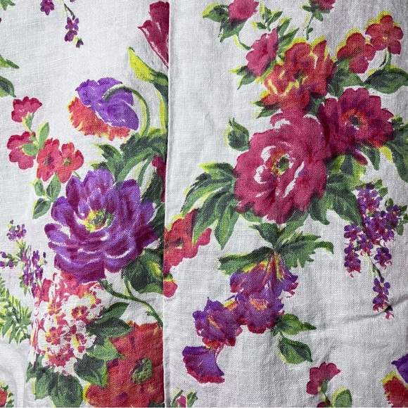 MODAMALFI Floral Linen Top - Picture 7 of 12